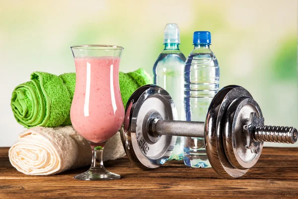 Healthy diet, protein shakes and fruits — Stock Photo, Image