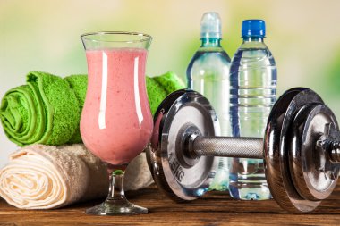sağlıklı beslenme, protein shakes ve meyveler
