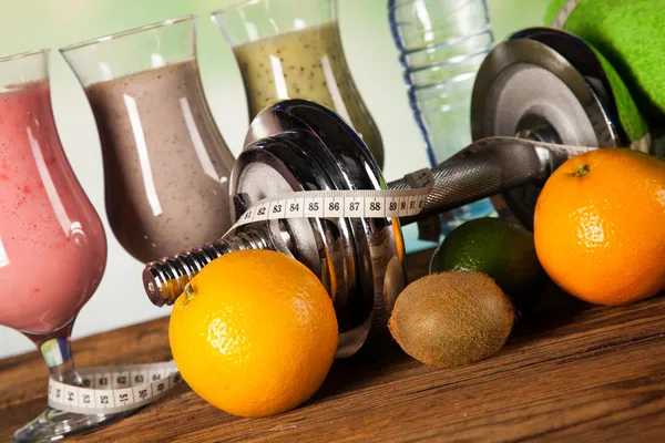 Dieta saudável, batidos de proteína e frutas — Fotografia de Stock