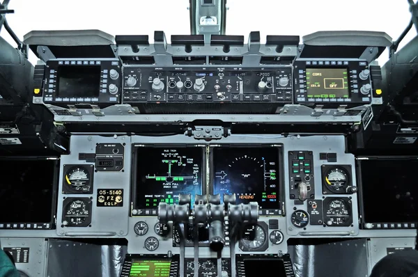 Airlifter cockpit interior — Stock Photo, Image
