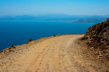 gramvousa crete, tehlikeli dönüş yolu üzerinde