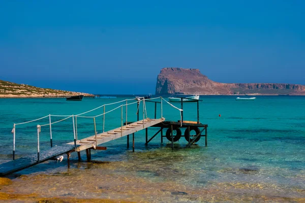 Empty pier in Balos Lagoon on Crete, Greece — Stock Photo, Image