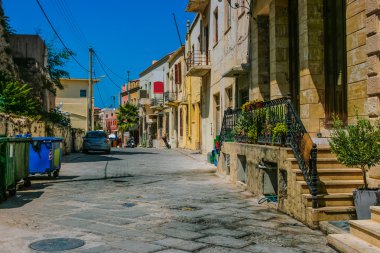 renkli Caddesi'nde geleneksel: Hanya, Yunanistan