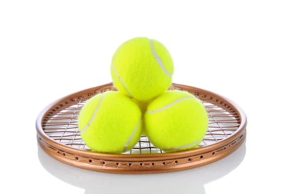 Palle da tennis sulla racchetta — Foto Stock