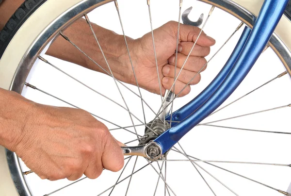 Closeup Man Tightening Bicycle Wheel — Stock Photo, Image