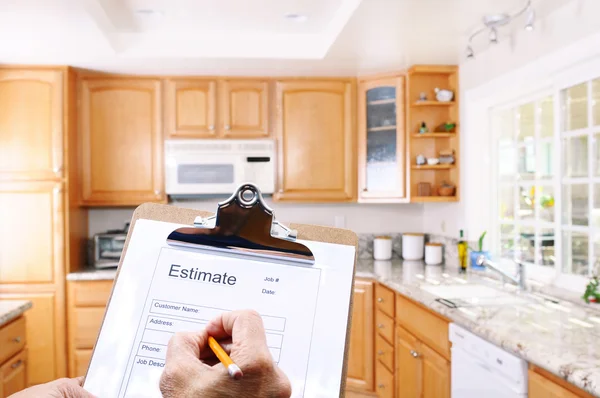 Contractor Writing Estimate — Stock Photo, Image