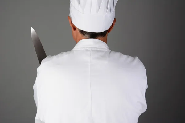 Koch hält Messer in der Hand — Stockfoto