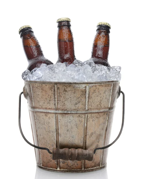 Antiguo cubo de cerveza de moda Primer plano — Foto de Stock