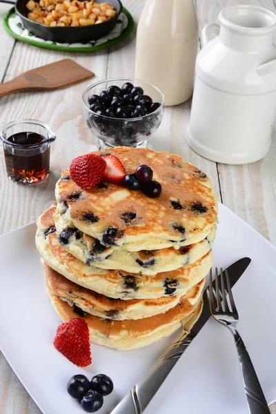 Blåbär pannkakor — Stockfoto