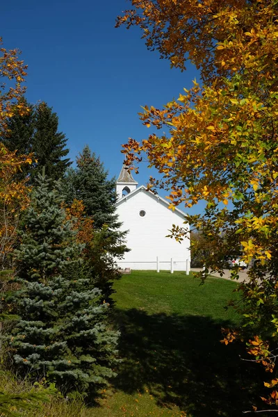 Jamestown North Dakota Out 2021 Pioner Church Emoldurado Por Árvores — Fotografia de Stock