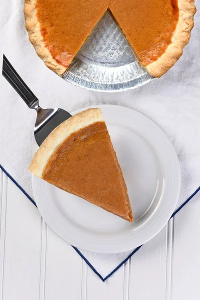 Overhead View Slice Pumpkin Pie Serving Spatula Rest Pie Top — Stock Photo, Image