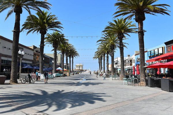 HERMOSA BEACH , CALIFORNIA - 15 SEPT 2021: The pier Plaza, , a pedestrian mall leading to the pier.