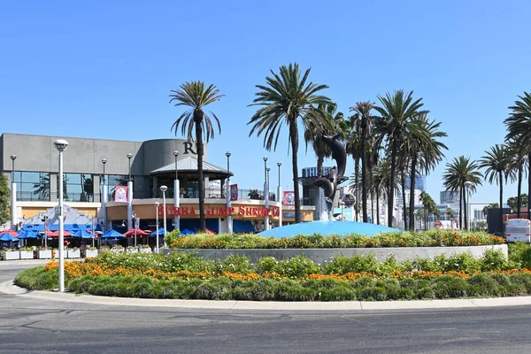 Lang Beach California Okt 2022 Dolfijn Fontein Bij Het Aquarium — Stockfoto