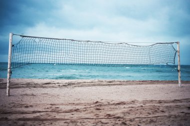 Plajda voleybol ağı