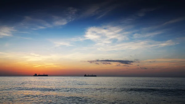 地平線の美しい夕日 — ストック写真