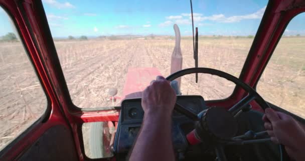 Farmer Tractor Preparing Land Sowing Tractor Ploughing Field Harrow — Stock Video