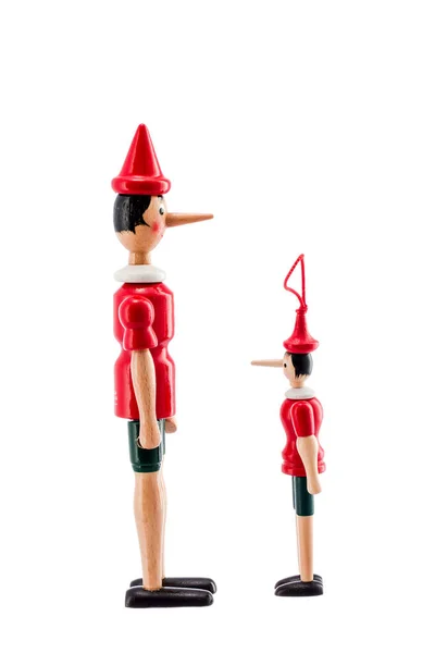 Pinocchio Speelgoedstandbeeld Geïsoleerd Witte Achtergrond — Stockfoto
