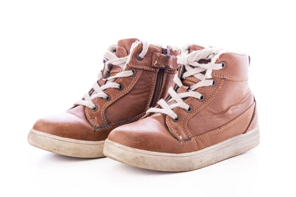 Alte Und Schmutzige Gebrauchte Schuhe Isoliert Auf Weißem Hintergrund — Stockfoto