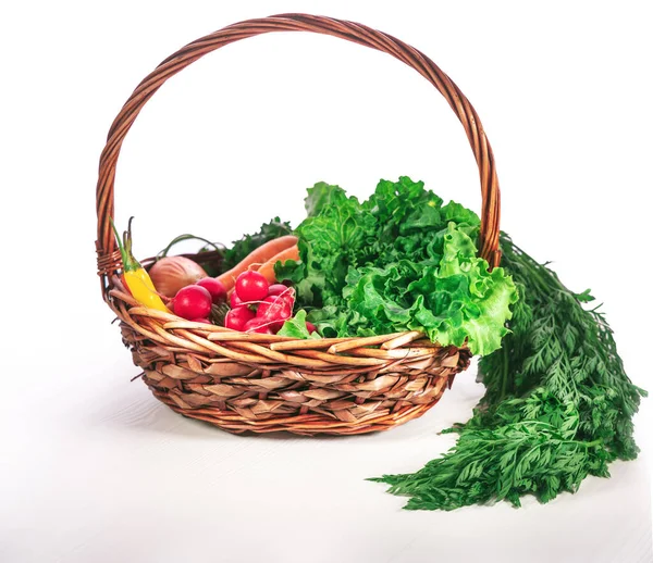 Fresh Organic Vegetables Basket Homegrown Healthy Food Farm White Background — Stock Photo, Image