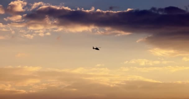 Helicopter Flying Sky Scenic Sunset Dramatic Clouds Video — Stock videók