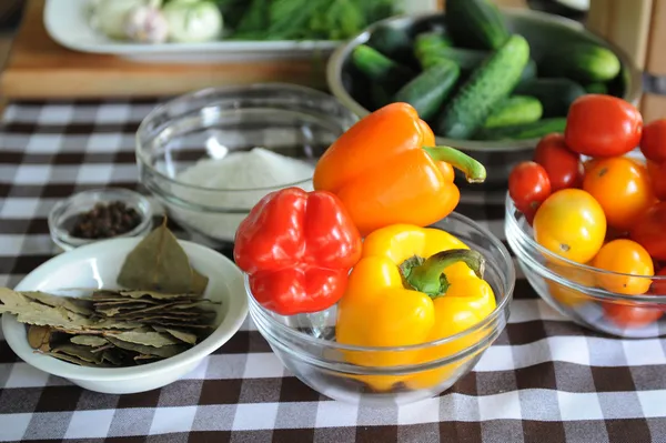 Produtos hortícolas frescos — Fotografia de Stock