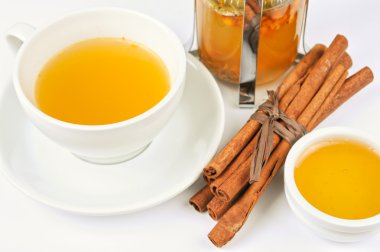 çilek çay