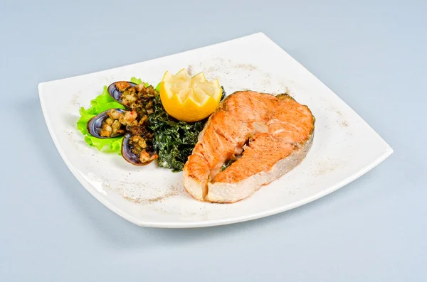 Salmon steak — Stock Photo, Image