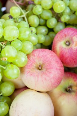 elma ve üzüm