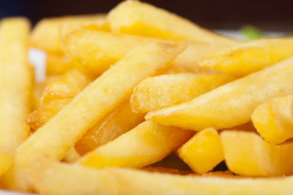 Patatas fritas doradas —  Fotos de Stock