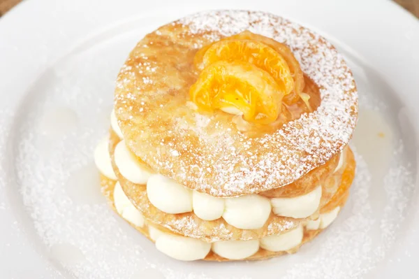 Millefeuille com tangerina — Fotografia de Stock