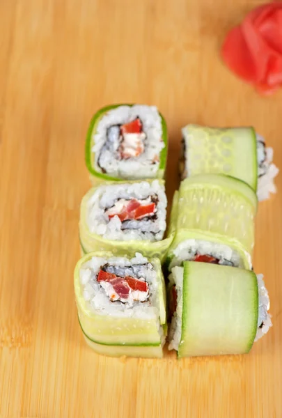 Gurken-Sushi-Rollen — Stockfoto