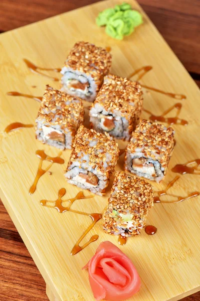ごまの巻き寿司 — ストック写真