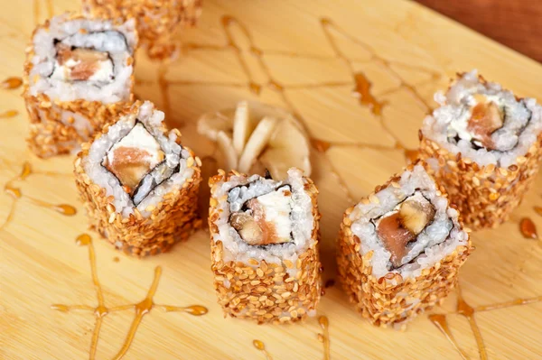 Sesame sushi rolls — Stock Photo, Image