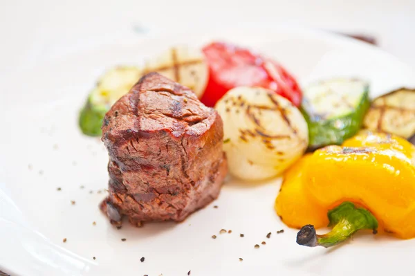 Rindfleisch und Gemüse — Stockfoto