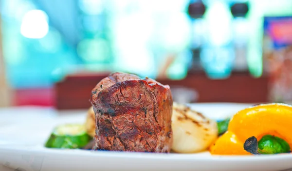 Carne de bovino e produtos hortícolas — Fotografia de Stock