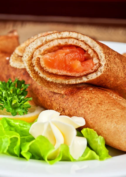 Panqueques con Salmón — Foto de Stock