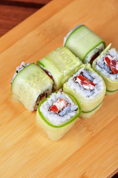 Gurken-Sushi-Rollen — Stockfoto