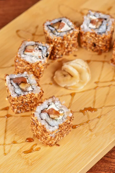 Sesame Sushi Rolls — Stockfoto