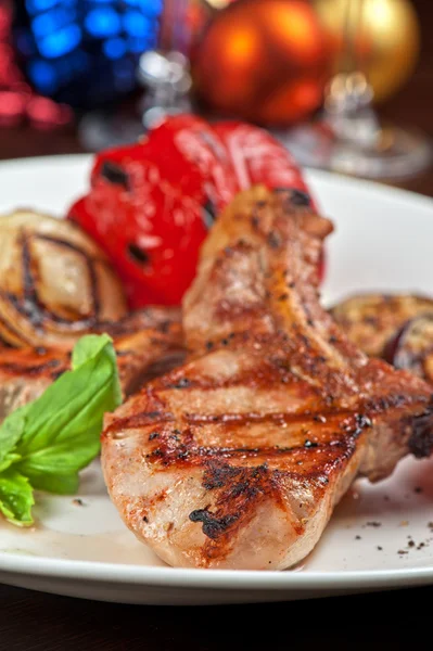 Fleisch mit Gemüse — Stockfoto