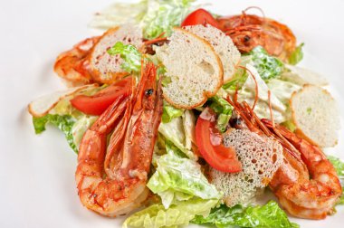 lezzetli karides salatası