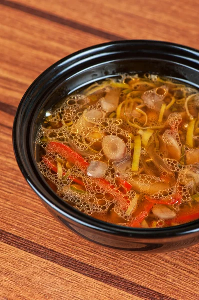 Sopa de verduras frescas — Foto de Stock