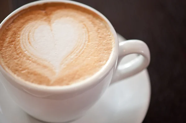 Кофе в форме сердца — стоковое фото
