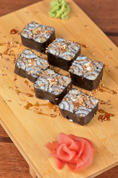 Sesam sushi rullar — Stockfoto