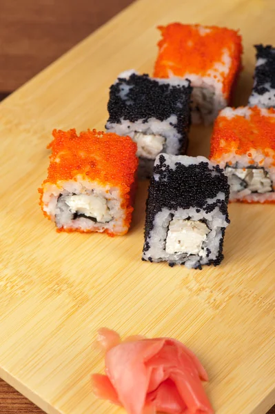 Rouleaux de sushi Tobico — Photo