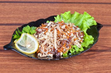 taze funchozy salata