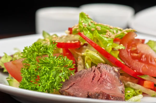 Beef salad — Stock Photo, Image