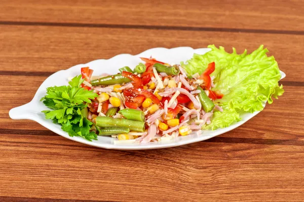 Leckerer Salat — Stockfoto