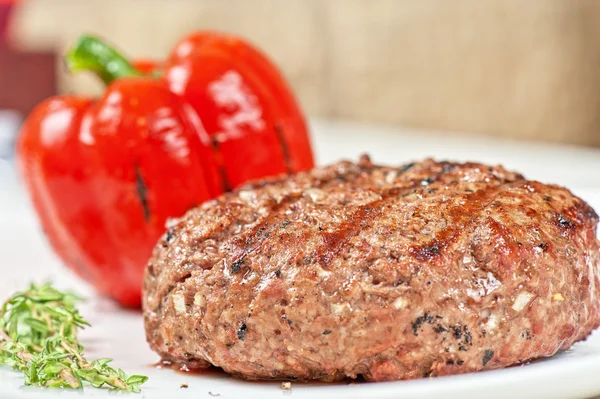 Hovězí steak — Stock fotografie