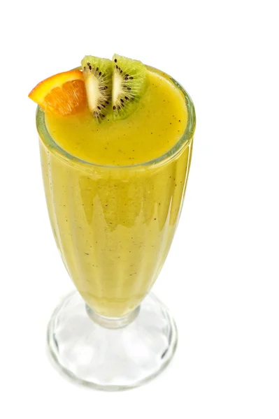 Kiwi and passionfruit cocktail — Stock Photo, Image