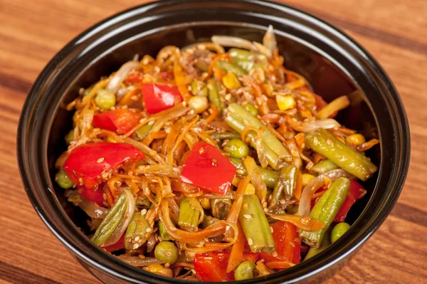 Ensalada de verduras calientes —  Fotos de Stock